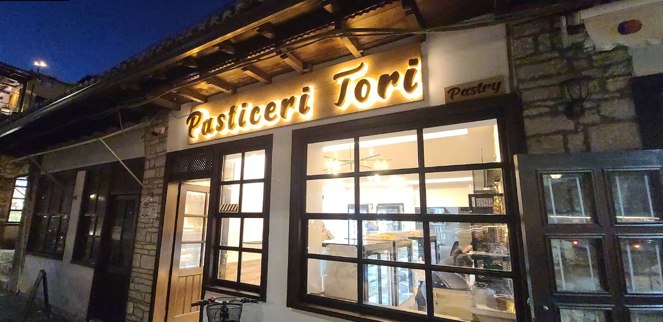 The welcoming entrance of Pasticeri Tori